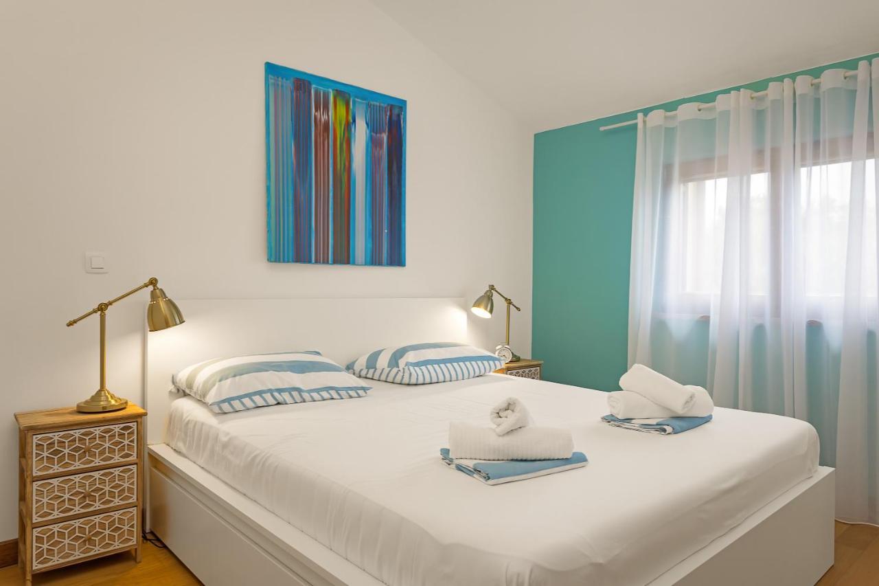 Apartments Cesare With Shared Pool Ližnjan Exterior foto